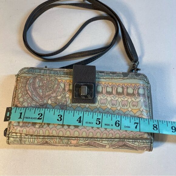 Sakroots smartphone crossbody wallet coated canvas pastel elephant - Picture 6 of 16